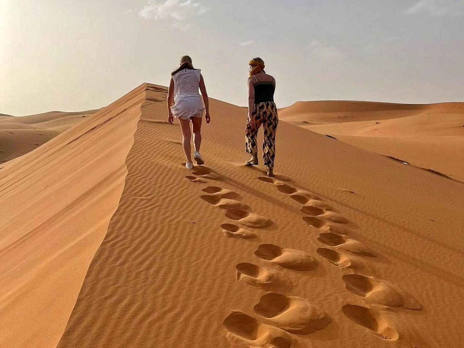 Merzouga Nomadic Luxury Camp Exterior photo